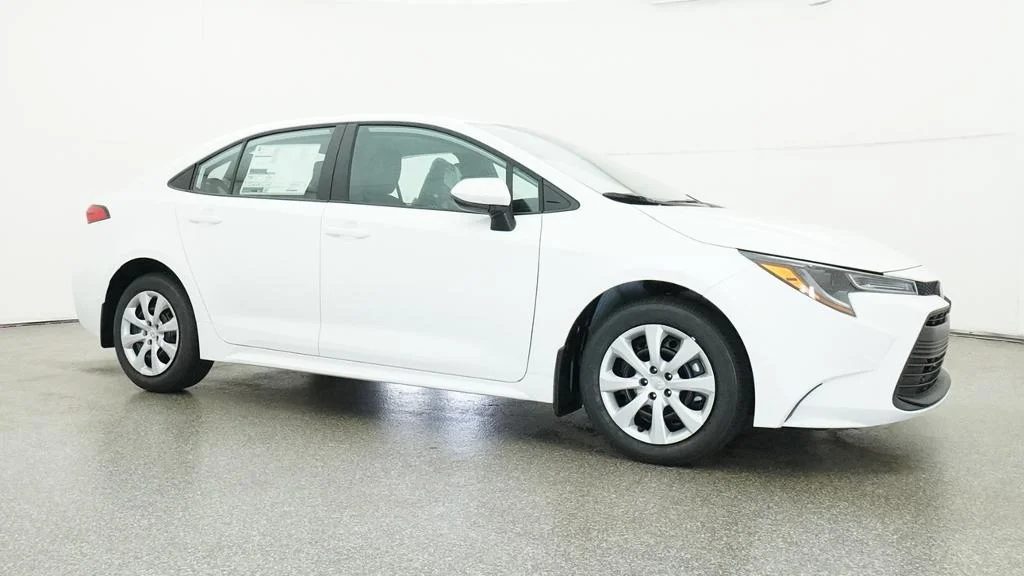 New 2027 Ice Cap Toyota LE image 11