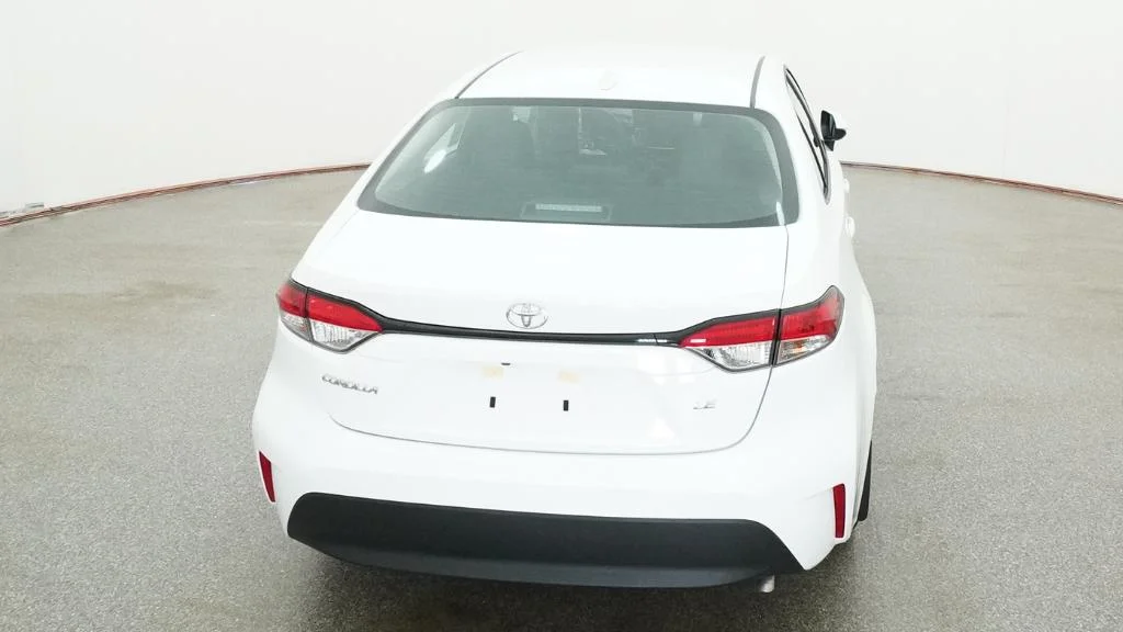 New 2026 Ice Cap Toyota LE image 7