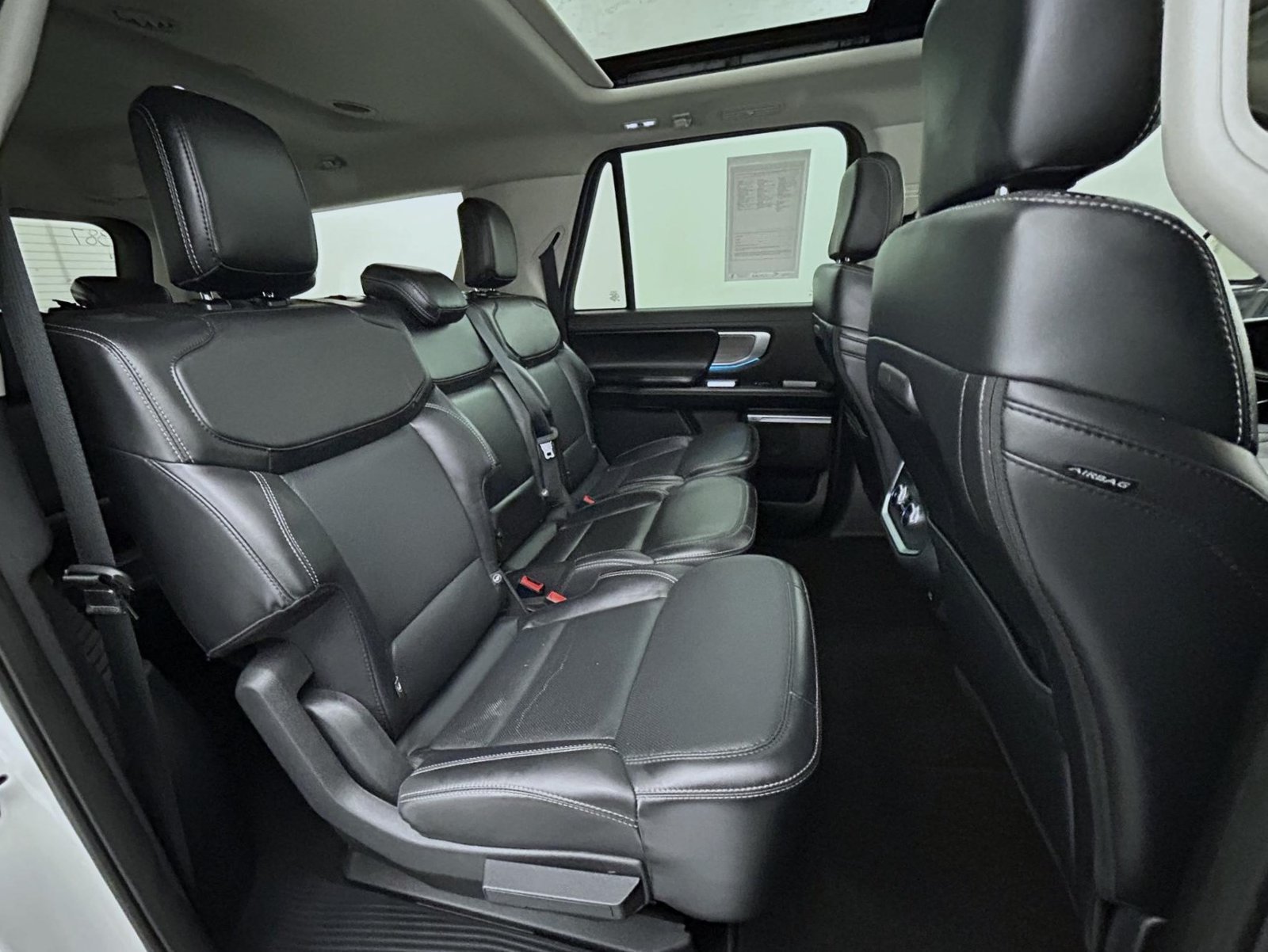 Used 2025 White Ford Platinum image 20