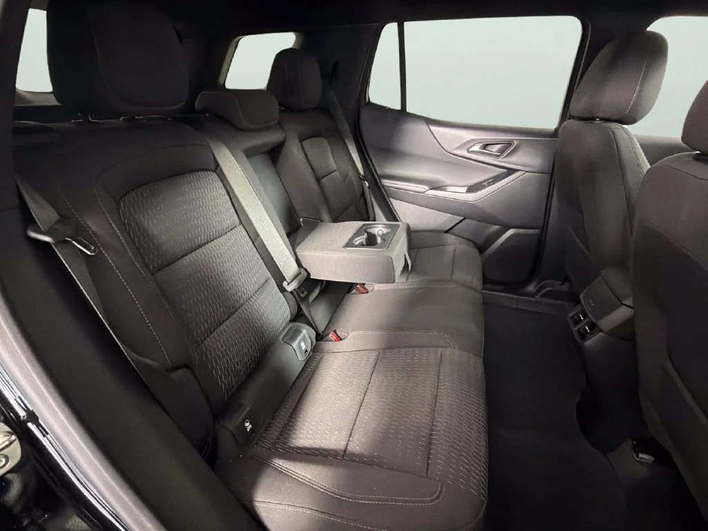 2025 Chevrolet Equinox LT - Photo 27