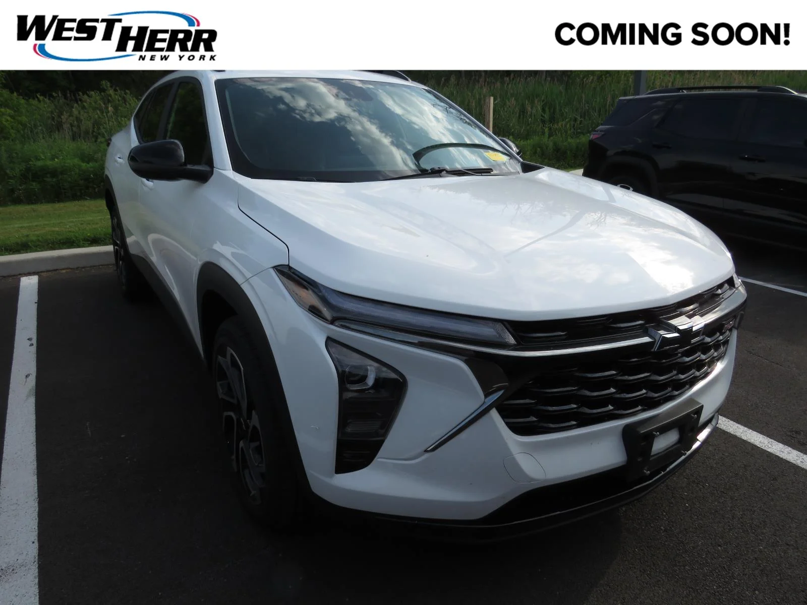 Used 2025 Summit White Chevrolet 2RS image 1
