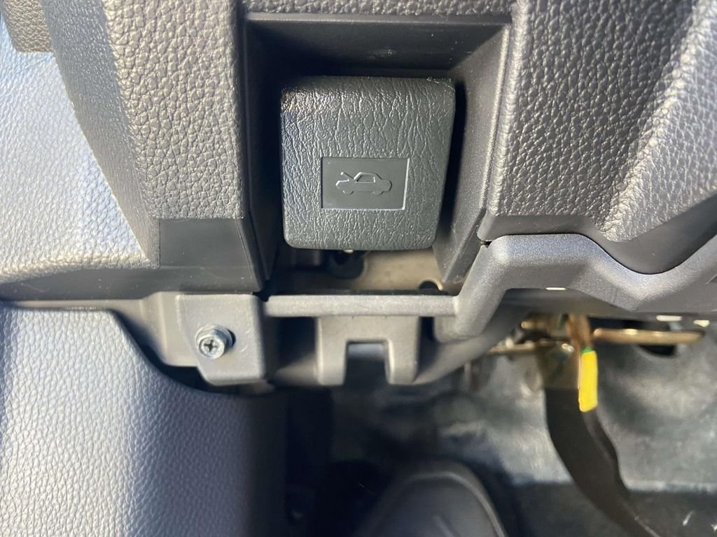 Used 2025 White Toyota SR image 26