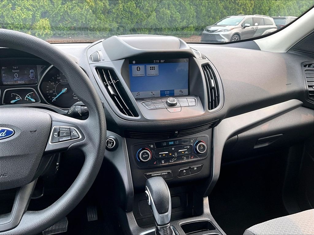 Used 2019 Black Ford SE image 18
