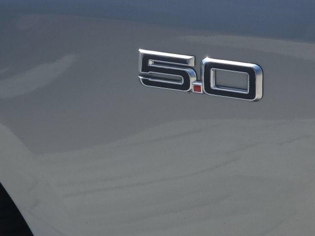 Used 2024 Iconic Silver Metallic Ford GT image 13