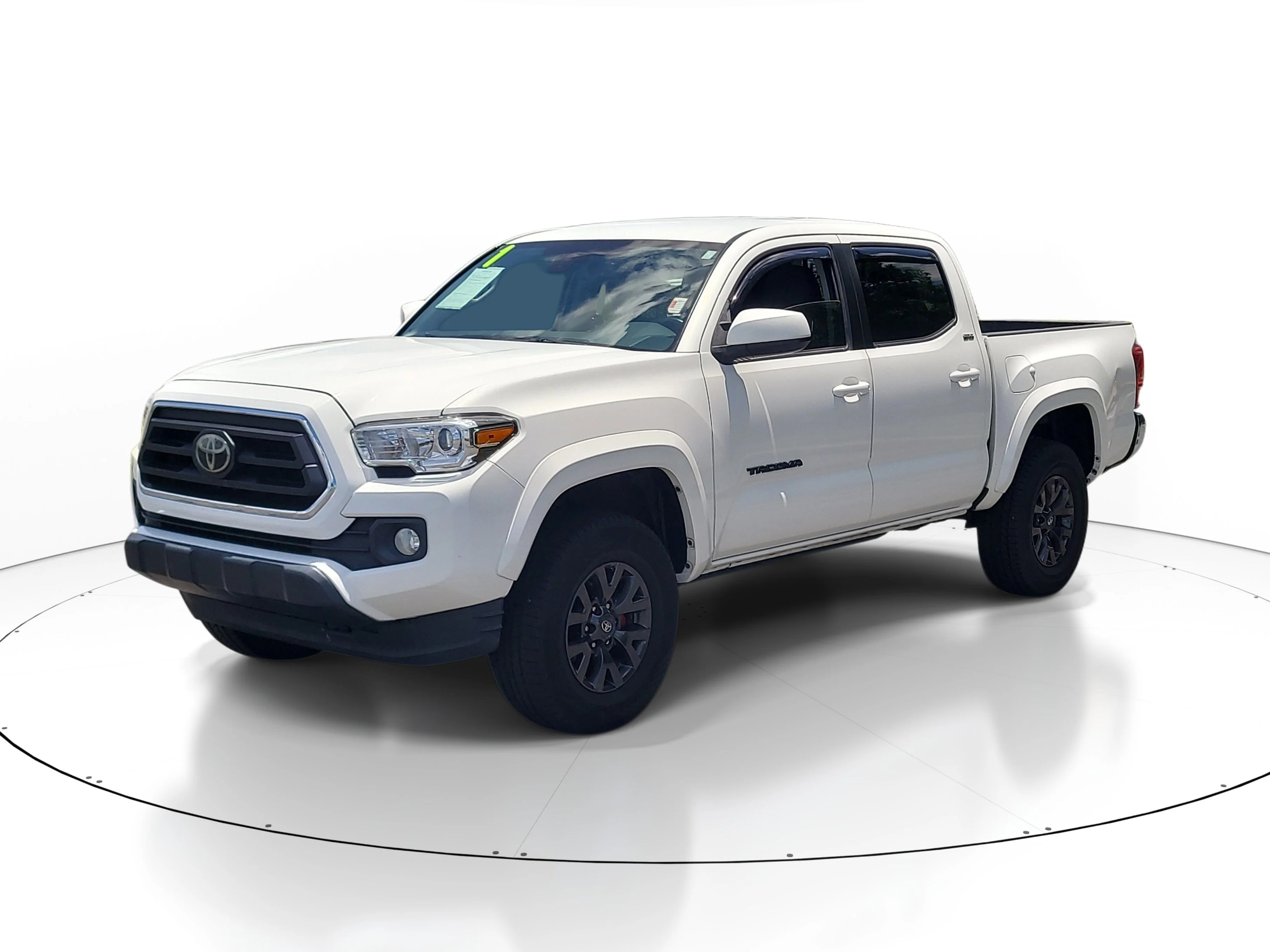 Used 2021 Super White Toyota SR5 image 3