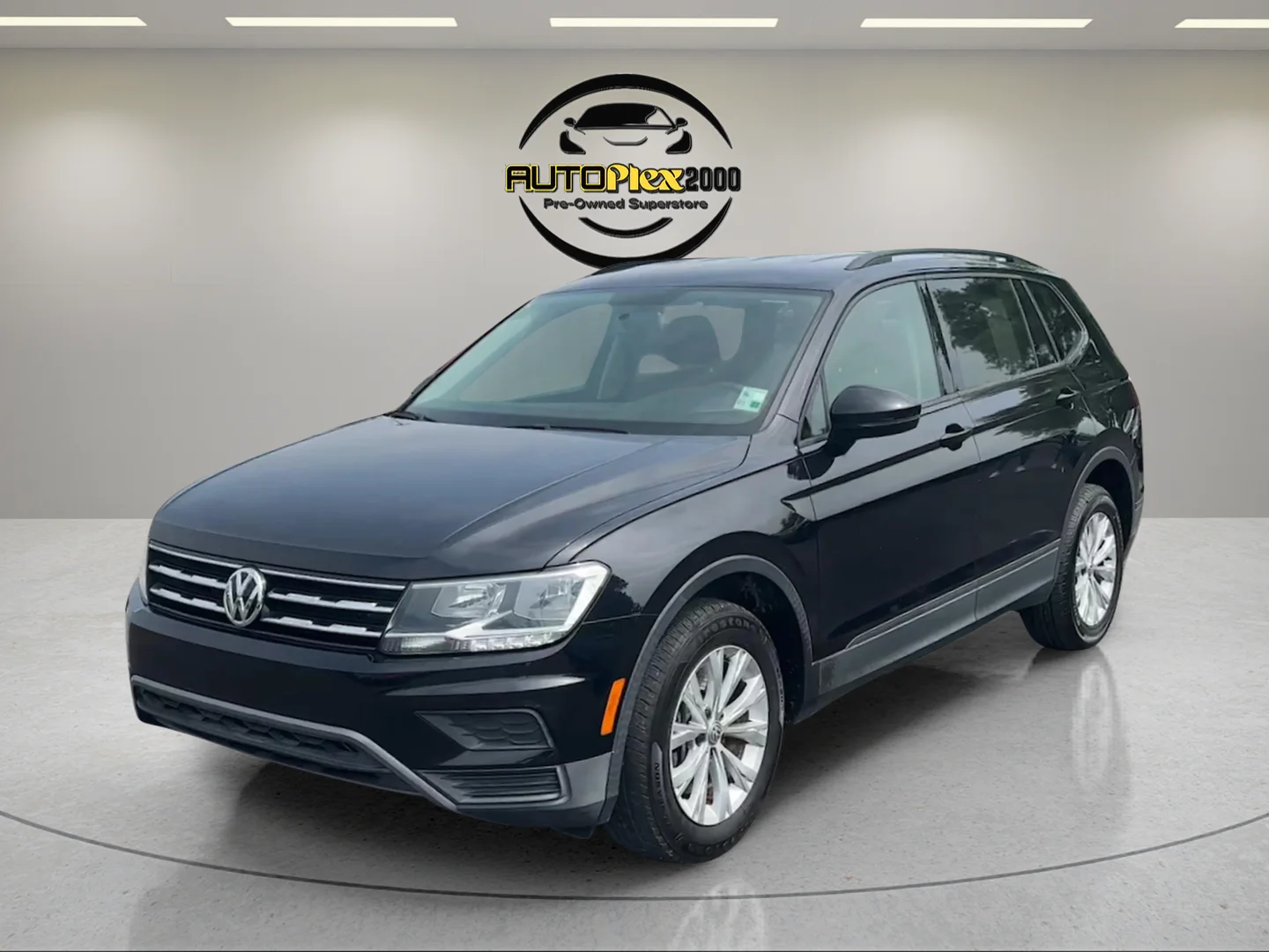 Used 2018 Black Volkswagen 2.0T S image 3