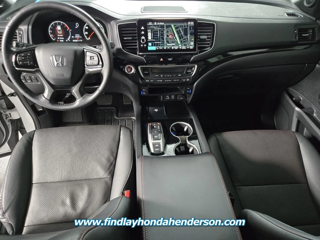 Certified Used 2024 Platinum White Pearl Honda Black Edition image 17