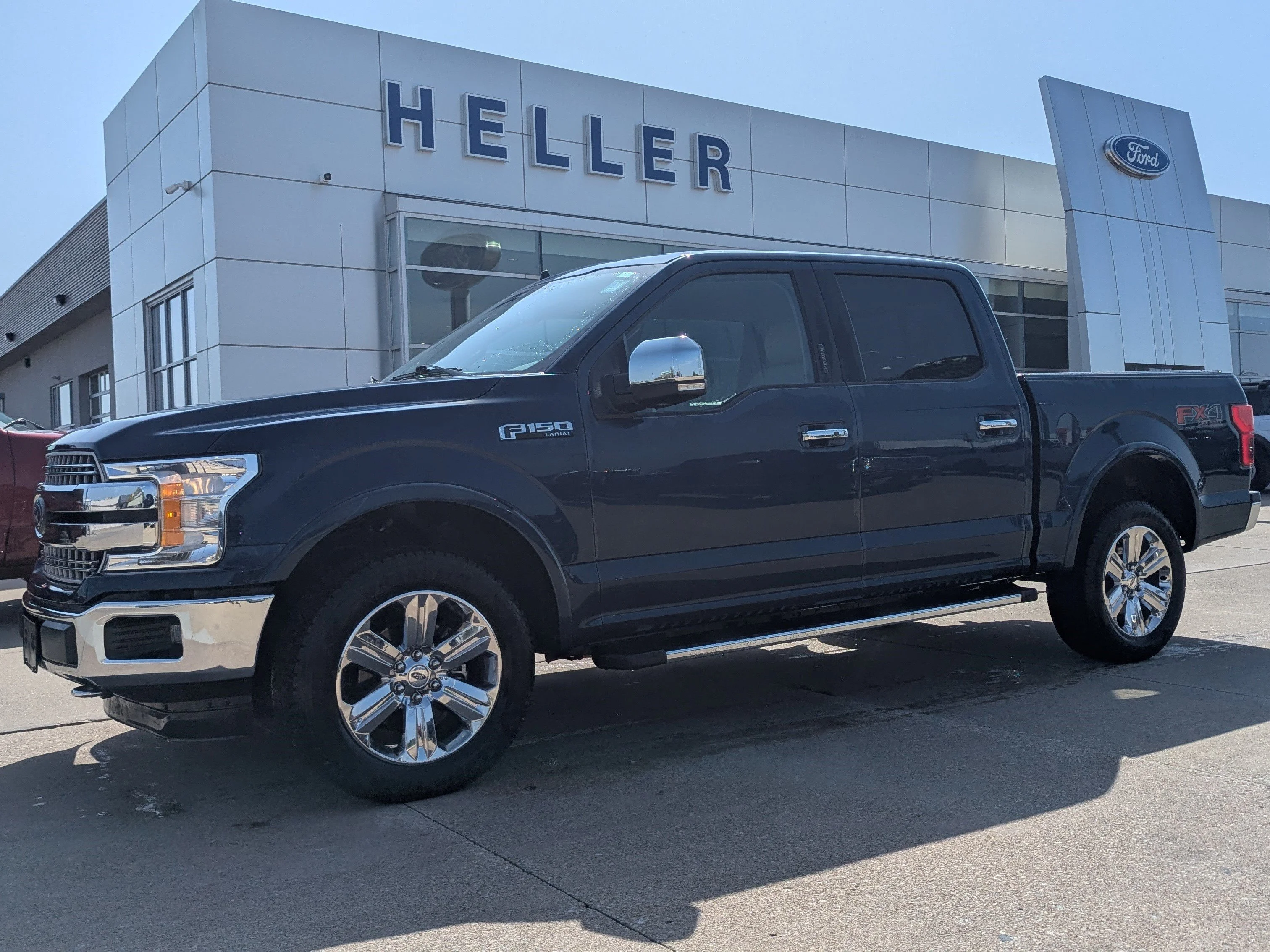 Used 2019 Blue Jeans Metallic Ford LARIAT image 3