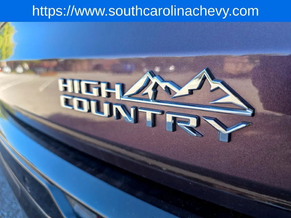 Used 2025 Stardust Metallic Chevrolet High Country image 38
