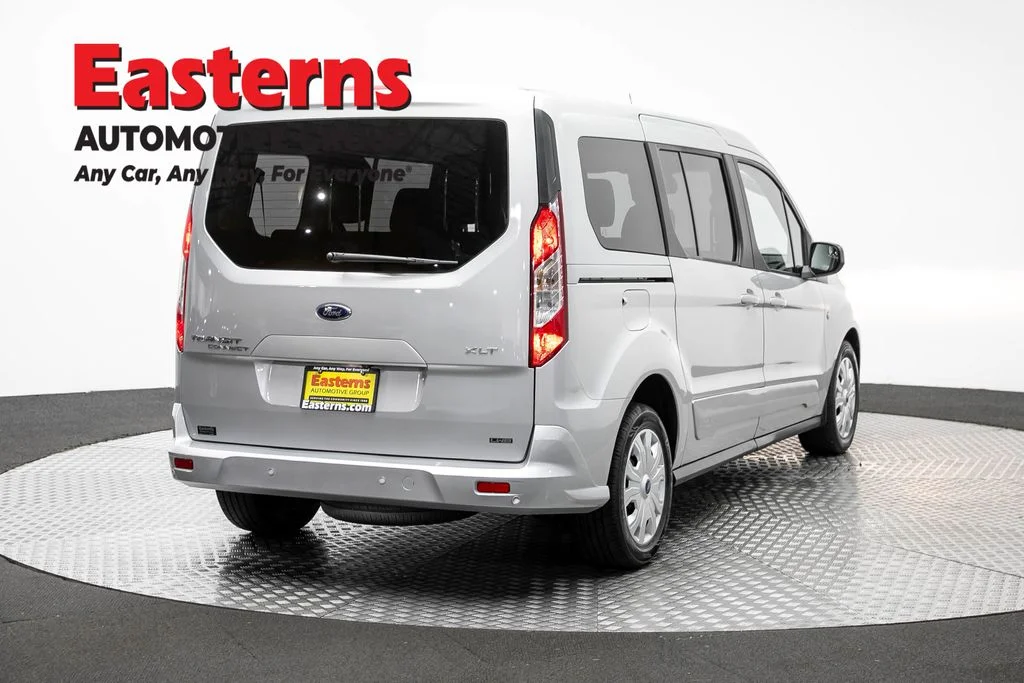 Used 2021 Silver Ford XLT image 5