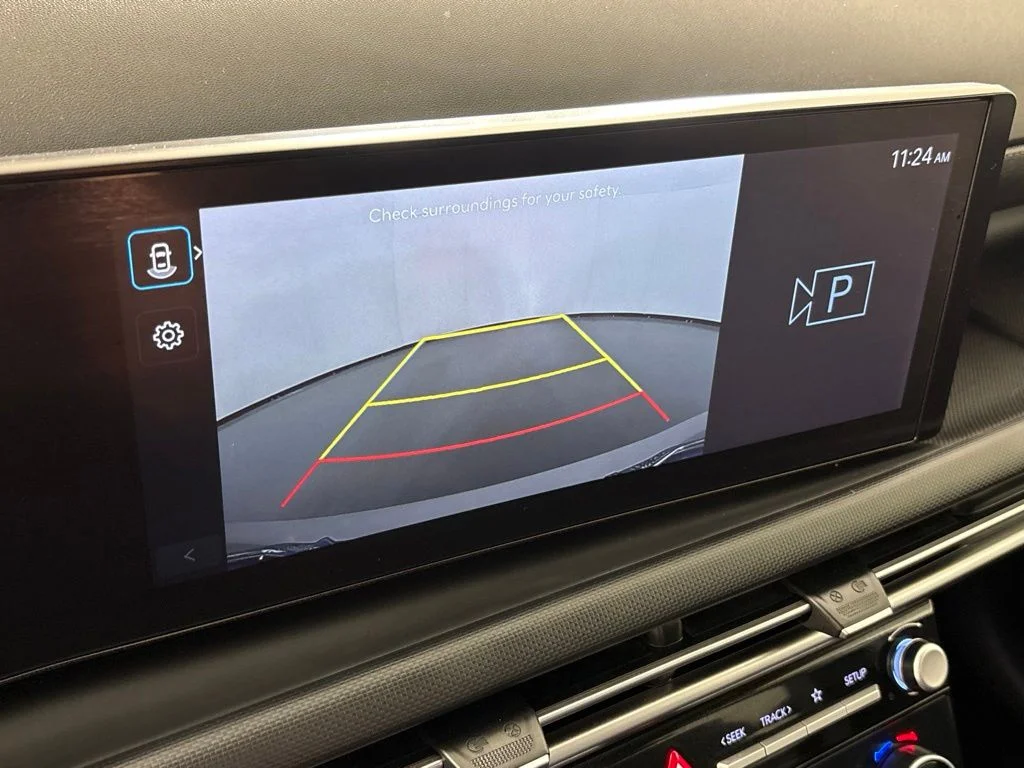 Used 2025 Silver Hyundai SEL image 42