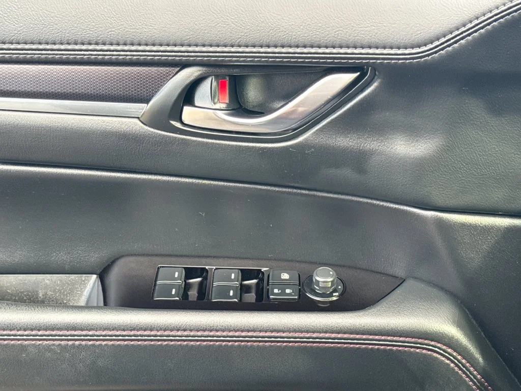 Used 2023 Gray Mazda 2.5 S Carbon Edition image 33