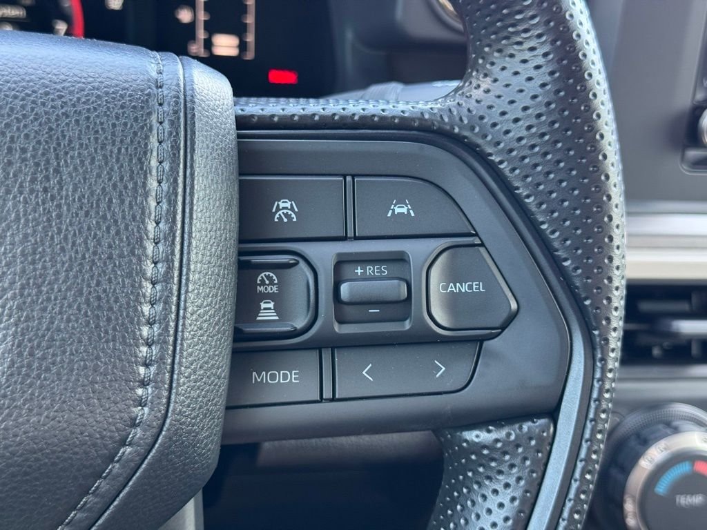 2025 Toyota Tacoma SR5 - Photo 17