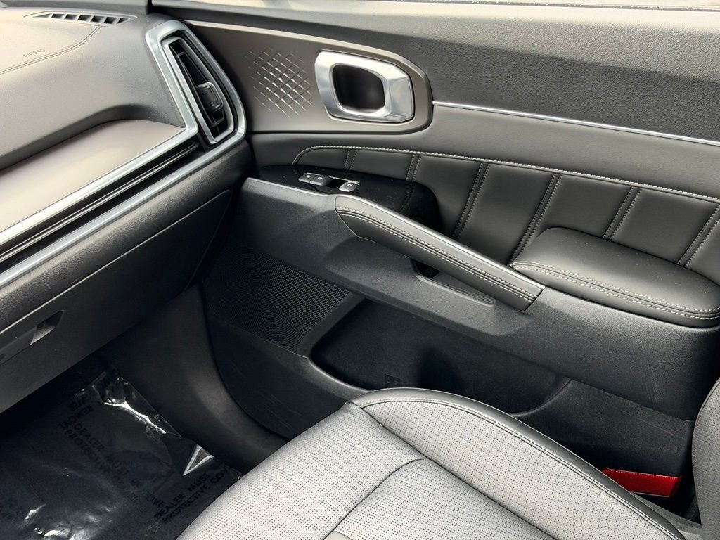 Used 2024 Black Kia SX image 35