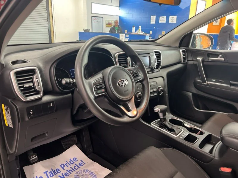 Used 2017 Red Kia LX image 17