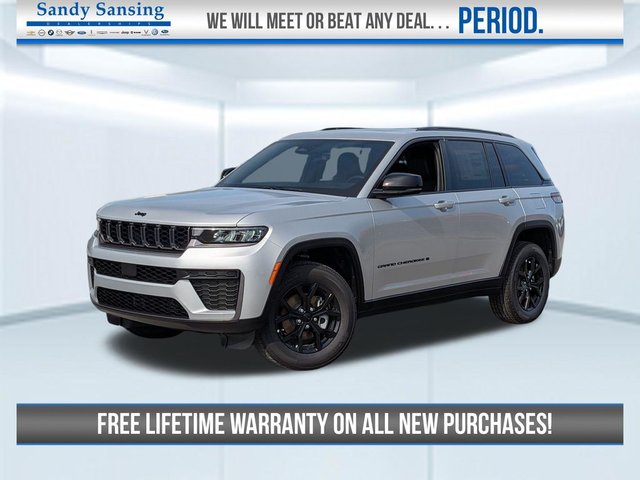 2026 Jeep Grand Cherokee Laredo Altitude