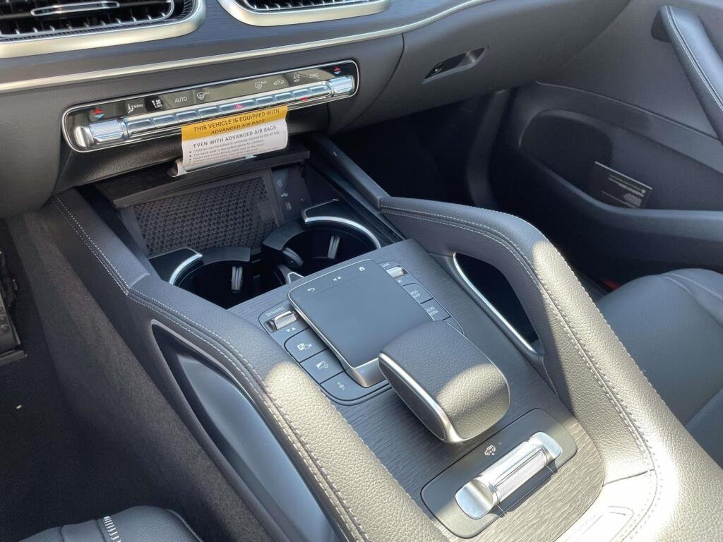 New 2027 MANUFAKTUR Alpine Grey Mercedes-Benz GLS 450 image 29