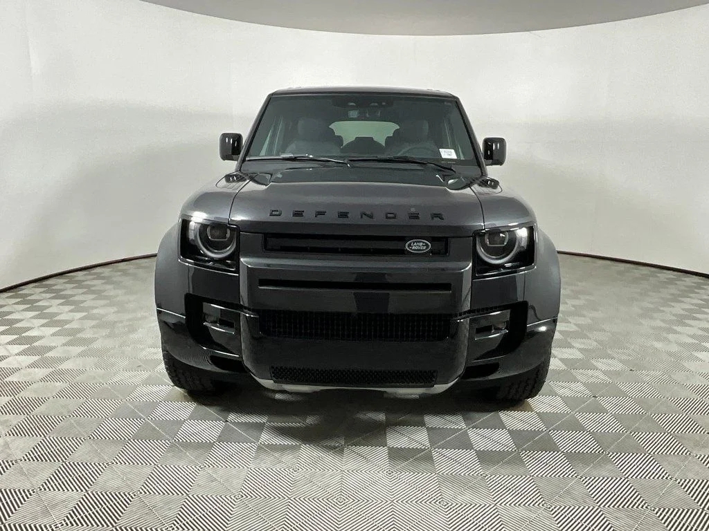 New 2026 Carpathian Grey Land Rover V8 image 8