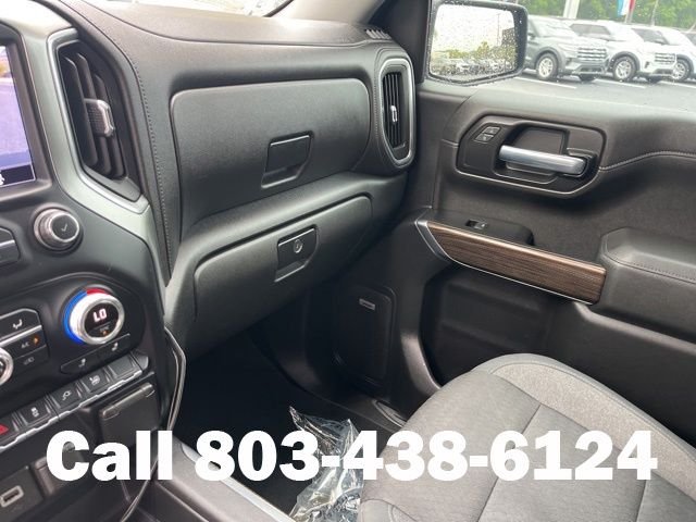 Used 2020 Gray Chevrolet RST image 27