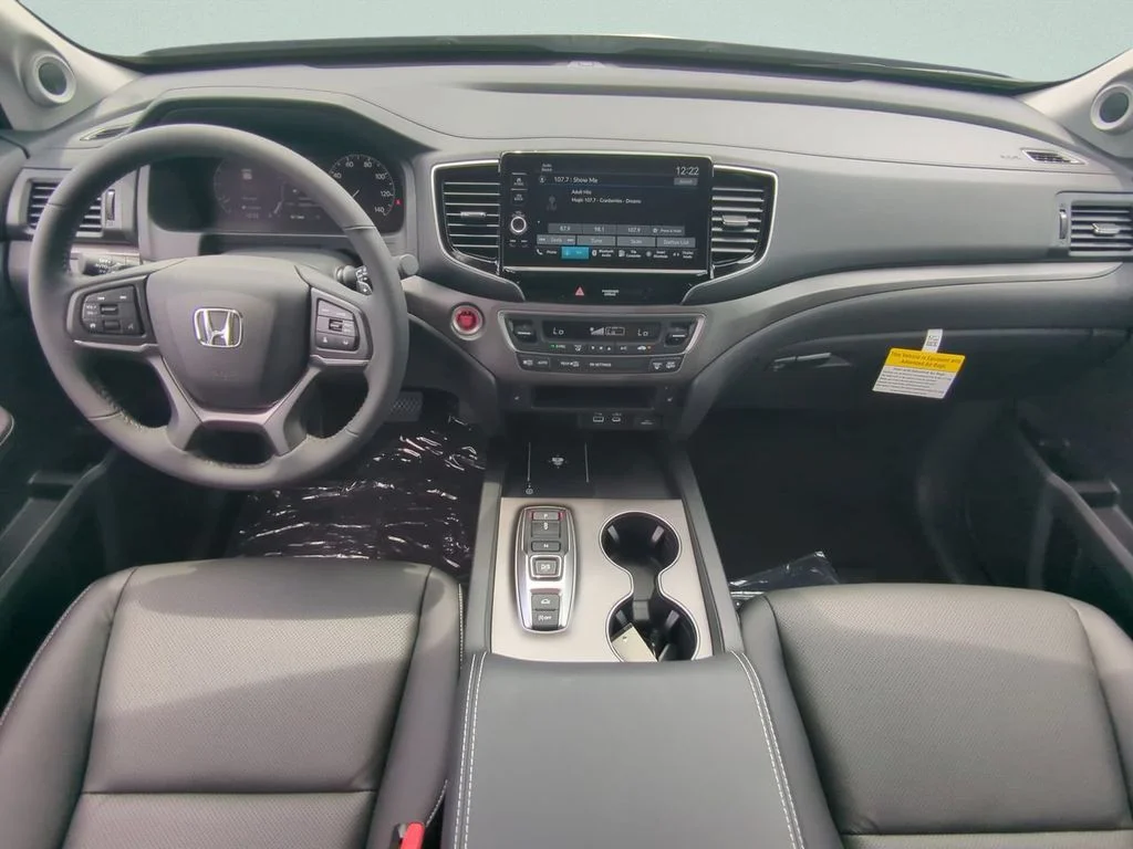 New 2026 Solar Silver Metallic Honda RTL image 12