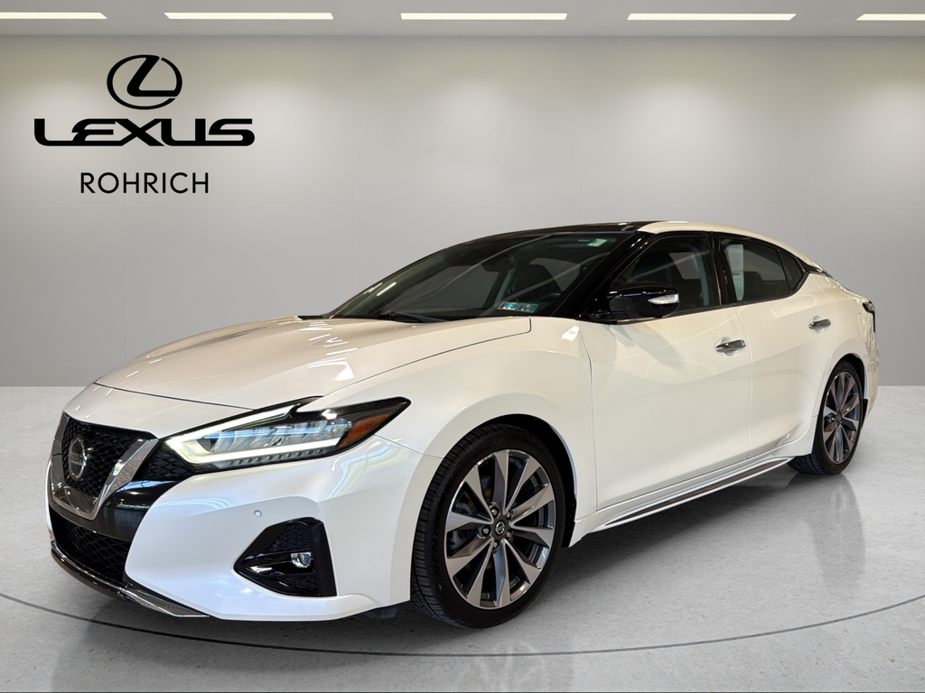 2020 Nissan Maxima Platinum's photo