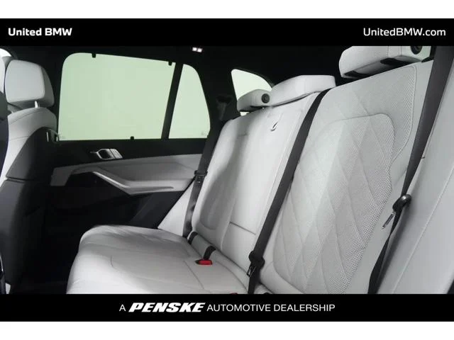 New 2026 Skyscraper Grey Metallic BMW X5 40i image 14