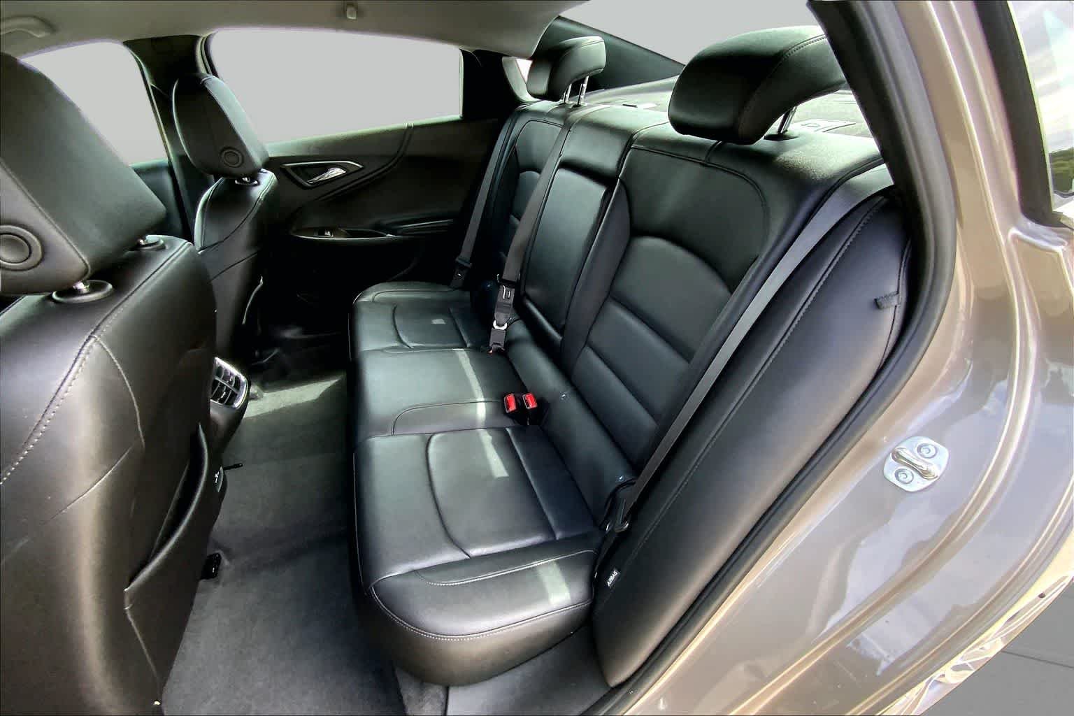 Used 2024 Mineral Gray Metallic Chevrolet LT image 20