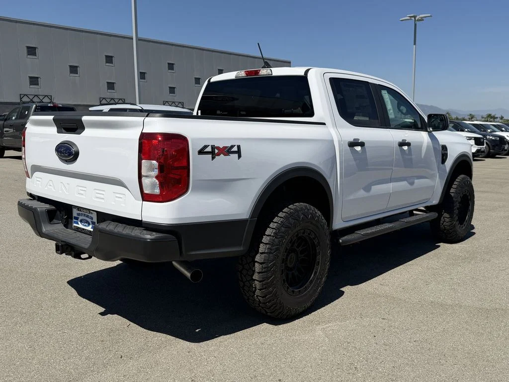 New 2025 Oxford White Ford XL image 8