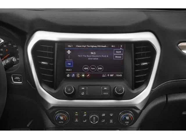 Used 2021 White GMC SLE image 10