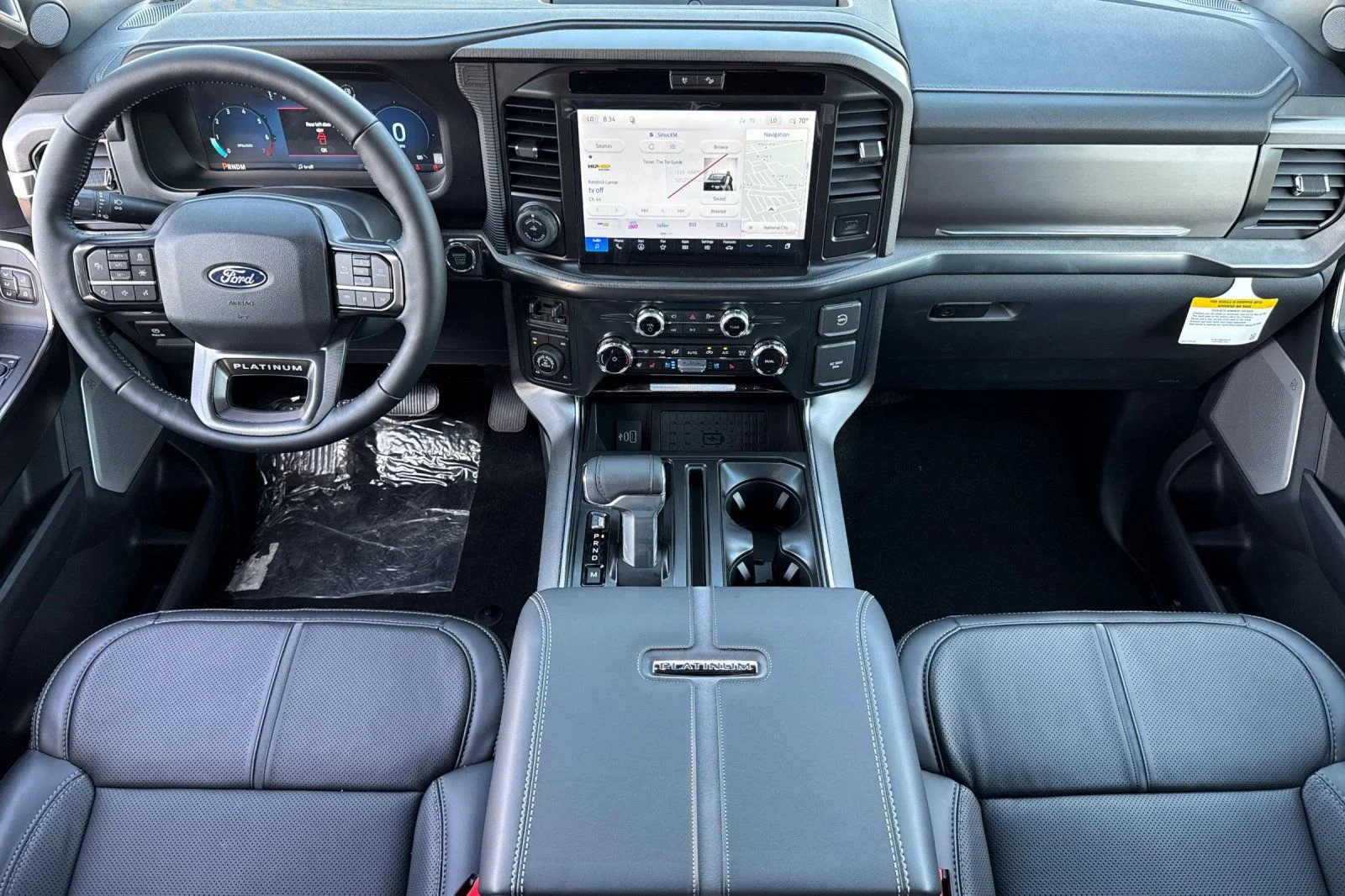 New 2026 Star White Metallic Tri-Coat Ford Platinum® image 9