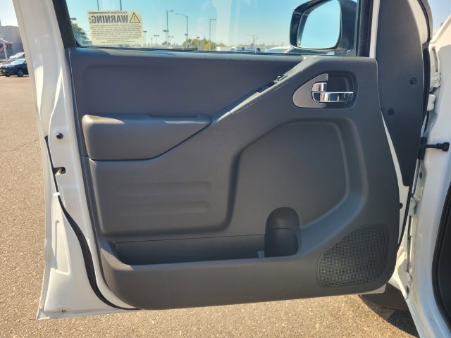 Used 2020 White Nissan SV image 18