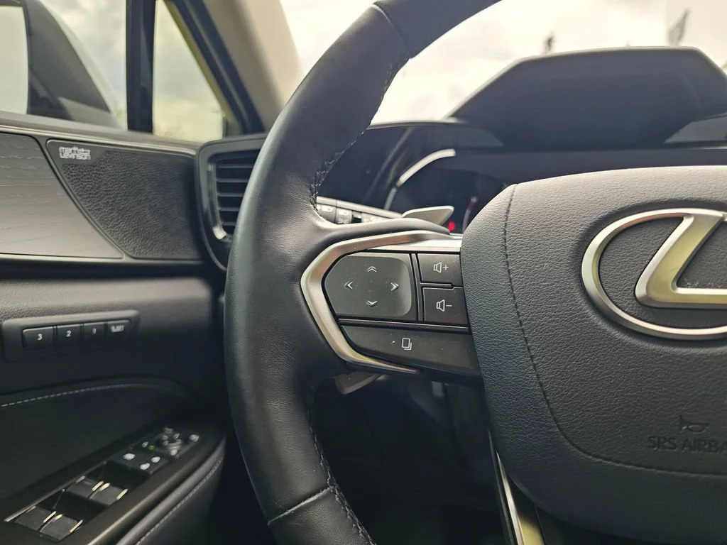 Used 2024  Lexus NX 350 Luxury image 35