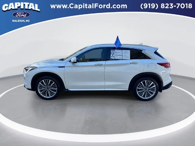 Used 2024 White INFINITI Autograph image 5