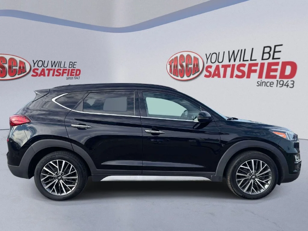 Used 2020 Black Hyundai Ultimate image 5