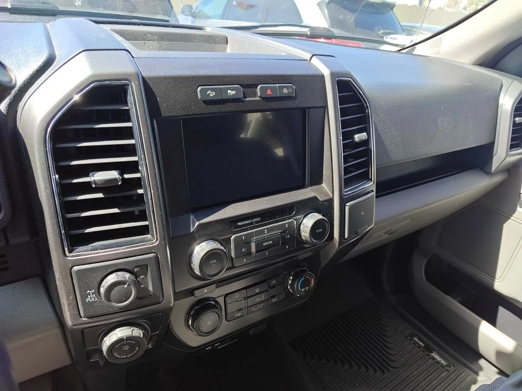 Certified Used 2018 Gray Ford XLT image 14