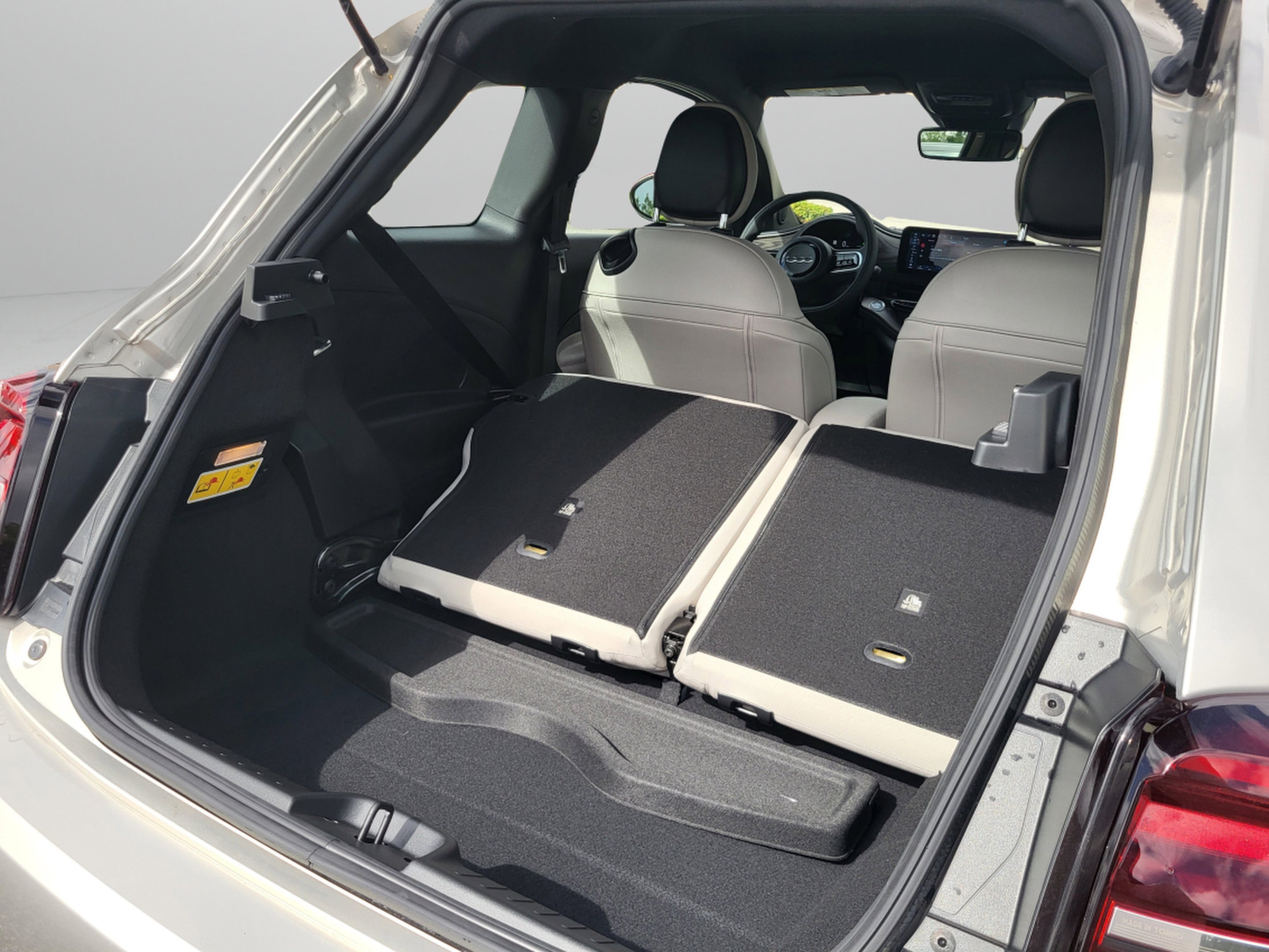 2025 FIAT 500e Base - Photo 25
