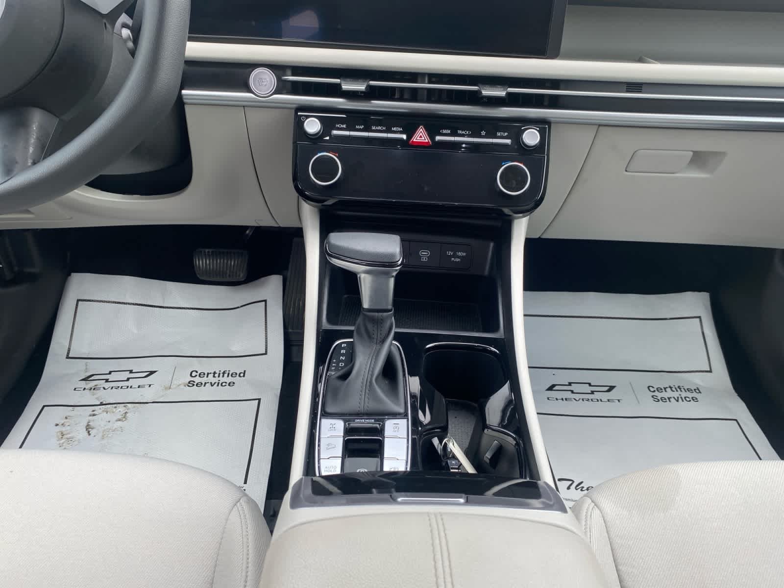 Used 2026 Hampton Gray Hyundai SEL image 19