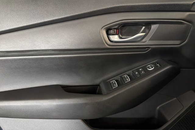 New 2026 Crystal Black Pearl Honda SE image 9