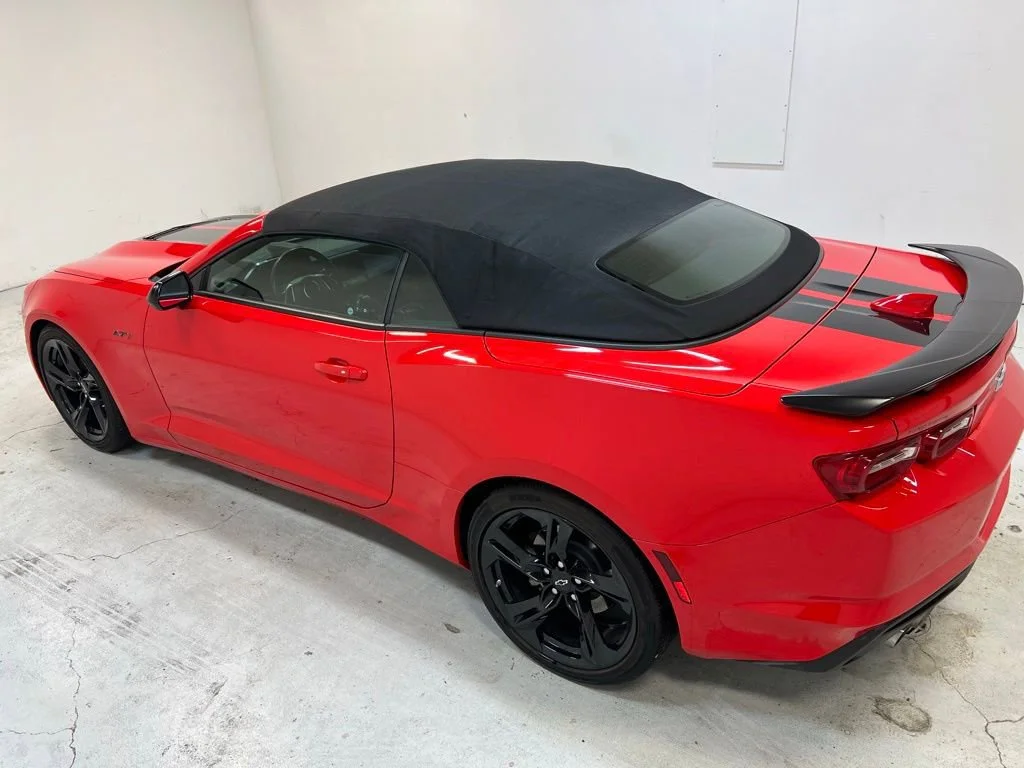Used 2021 RED HOT Chevrolet LT1 image 5