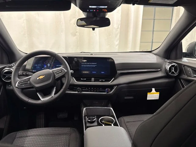 2027 Chevrolet Equinox LT - Photo 14