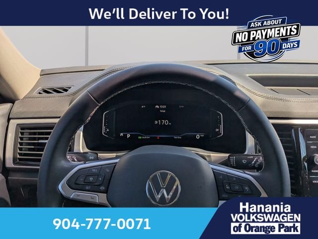 Used 2023 Gray Volkswagen 3.6L V6 SE w/Technology image 30