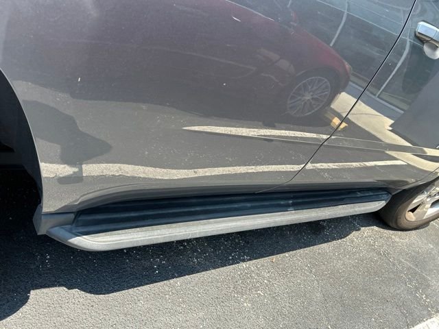 Used 2020 Gray Chevrolet LT image 7