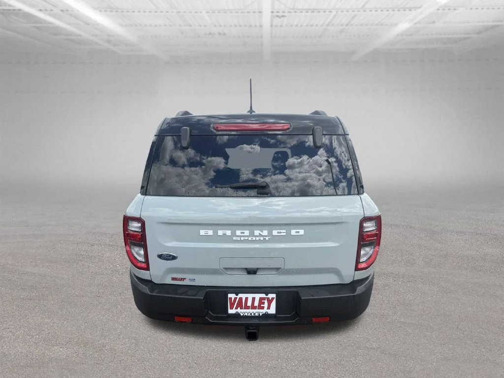 New 2024 Green Ford Outer Banks image 4
