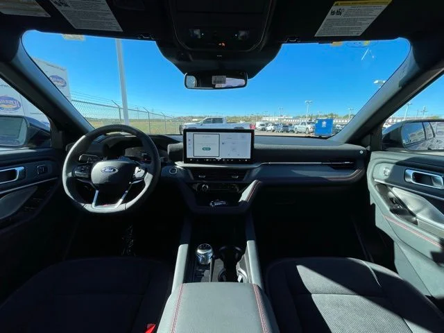 2026 Ford Explorer ST - Photo 11