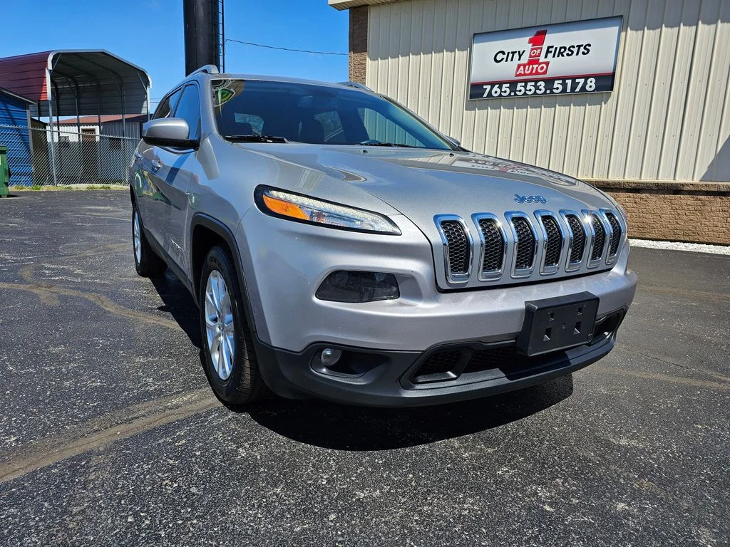 Used 2016 Jeep Cherokee Latitude with VIN 1C4PJLCB9GW171928 for sale in Tipton, IN