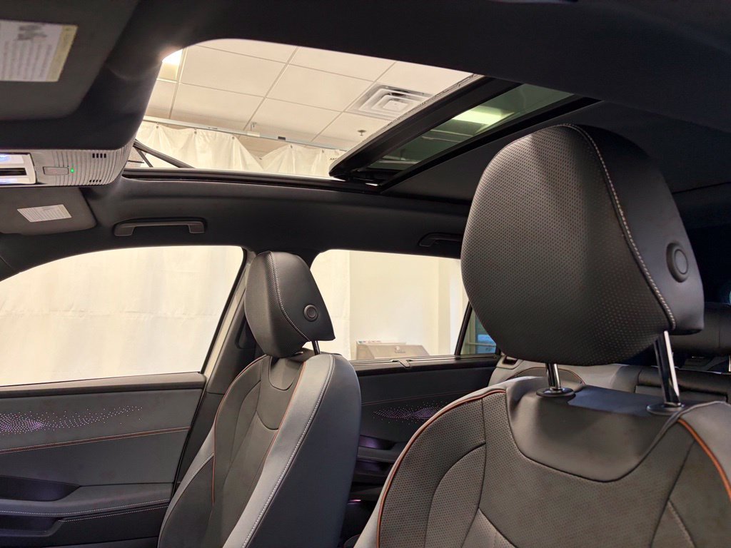 New 2027 Sandstone Volkswagen 2.0T SEL image 19