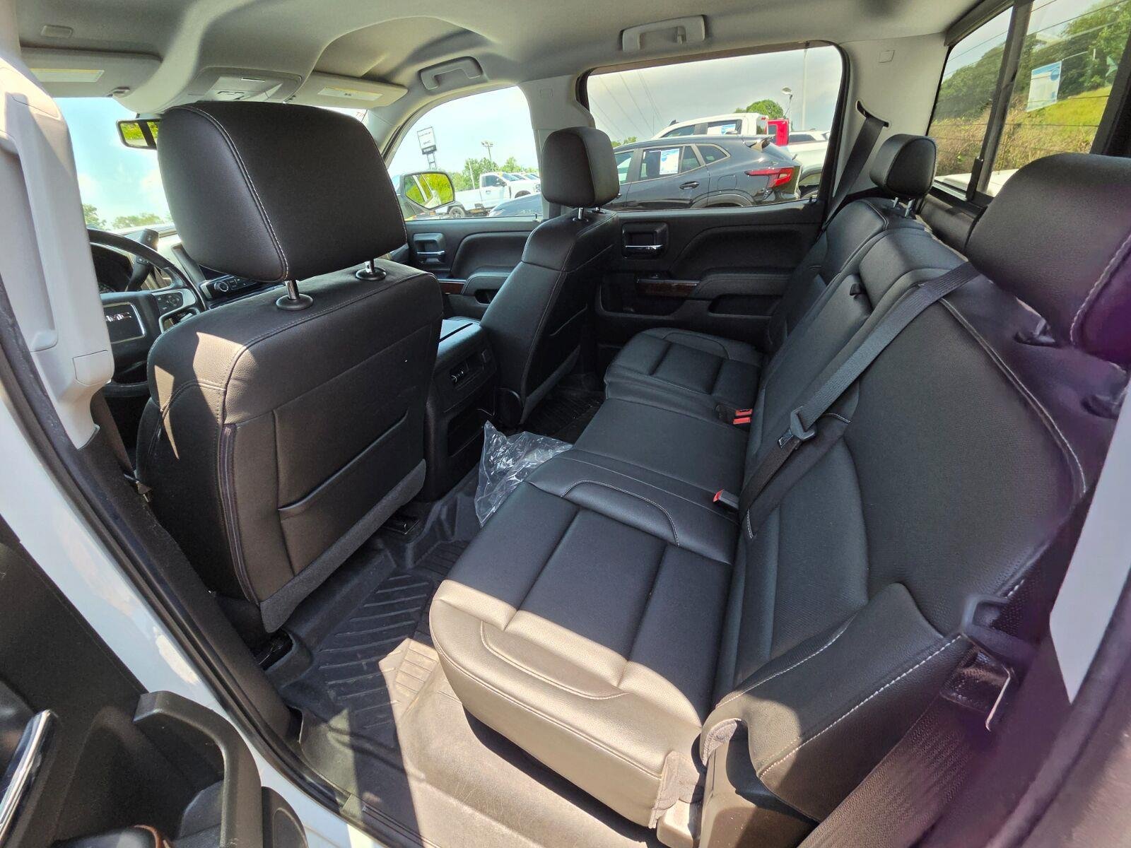 Used 2018 SUMMIT WHITE GMC SLT image 12