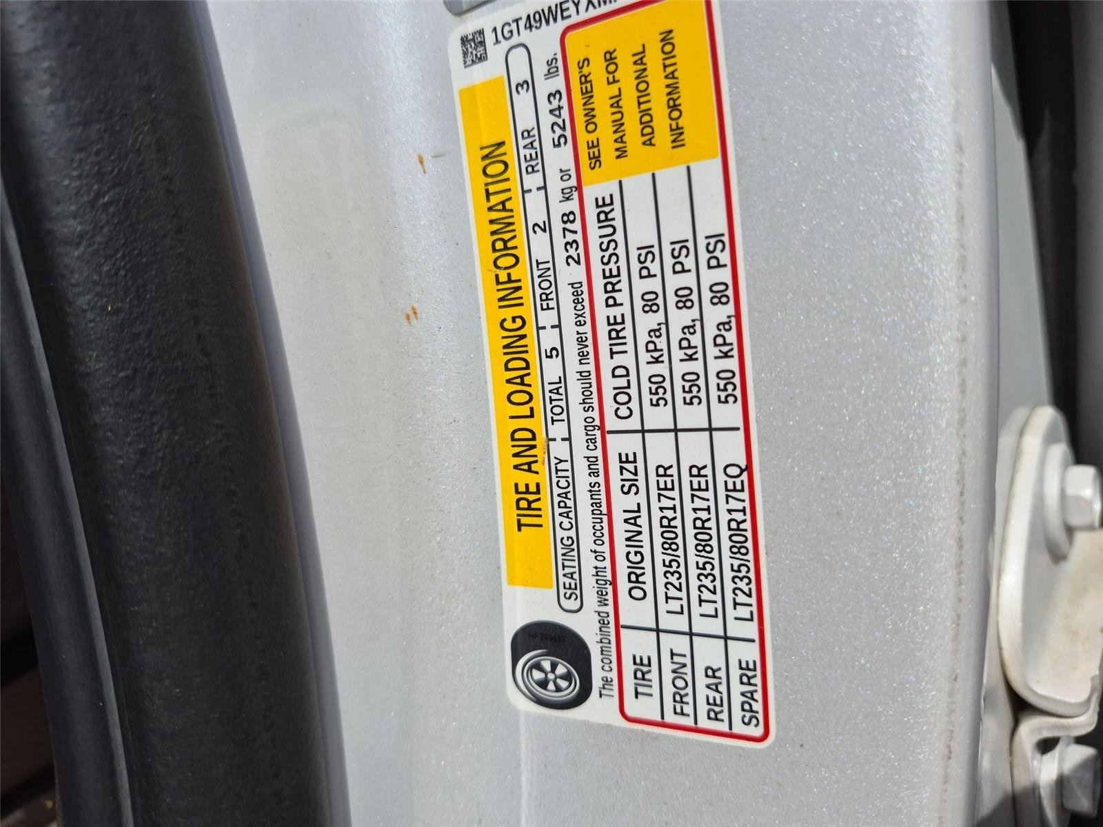 Used 2021 White Frost Tricoat GMC Denali image 14