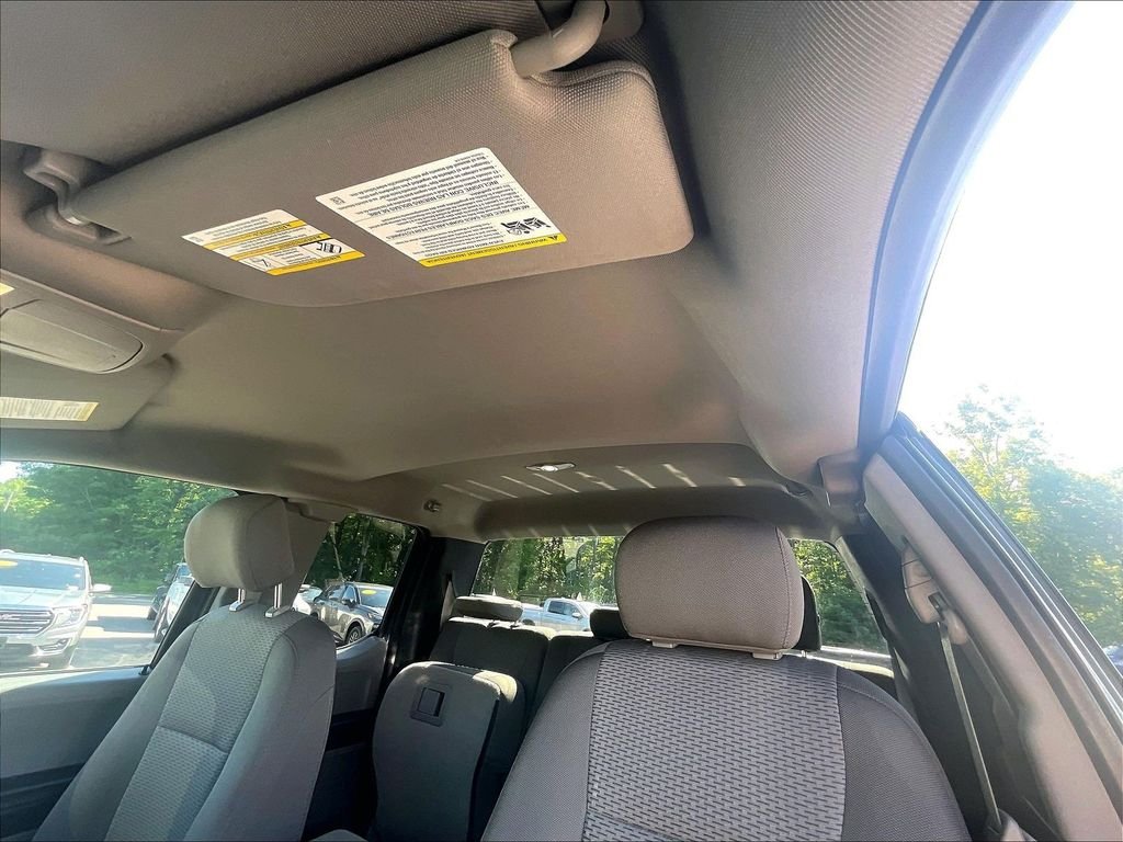 Used 2018 Blue Ford XLT image 7
