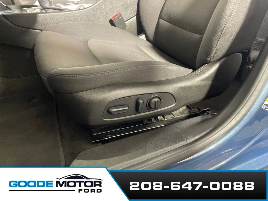 Used 2024 Blue Chevrolet LT image 11